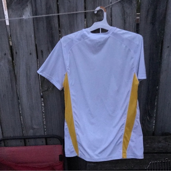 Nike Live Strong Dri Fit top - Picture 4 of 4